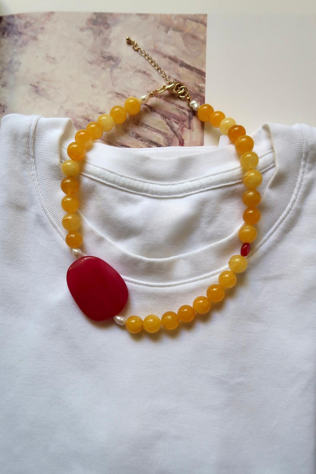Collar con Jade Rosa